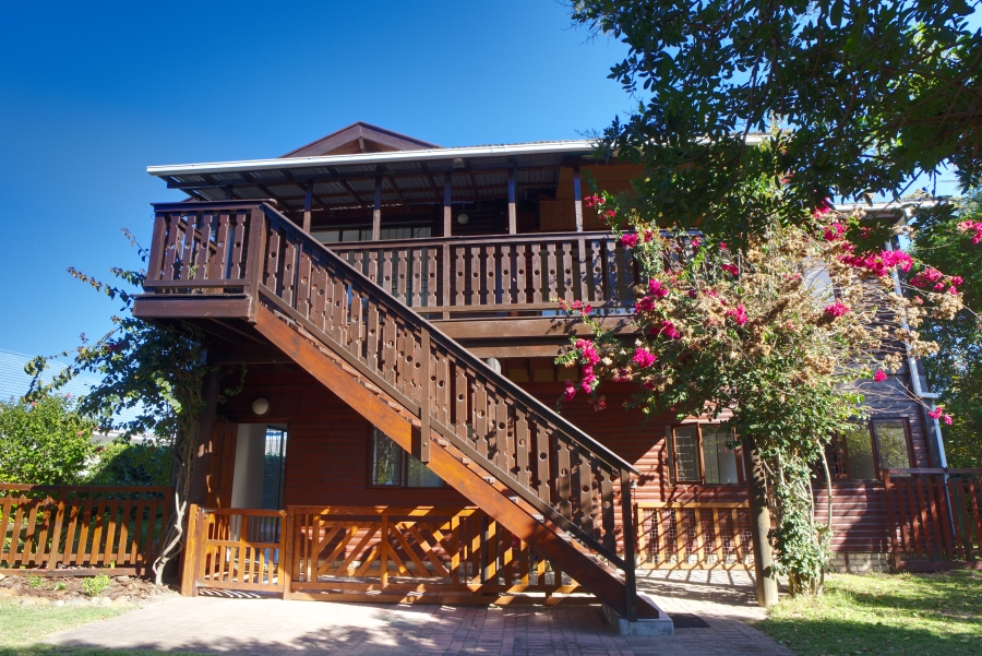 3 Bedroom Property for Sale in The Island Western Cape